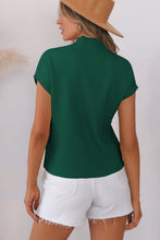 Cargar imagen en el visor de la galería, Blusa verde tejida S
