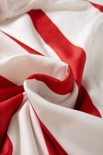 Cargar imagen en el visor de la galería, Pants con Sudadero rayas rojas L
