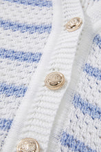 Cargar imagen en el visor de la galería, Chaleco tejido rayas celeste S
