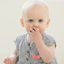 Cargar imagen en el visor de la galería, Porta pepe de silicon rosa o celeste Bella Tunno
