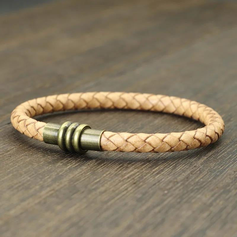 Pulsera cuero trenza cierre dorado