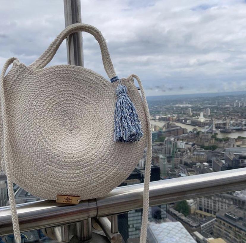 Bolsa redonda de cordón pequeña