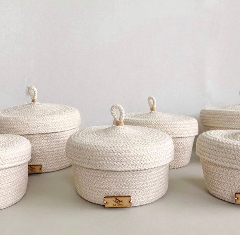 Cesta mediana con tapadera