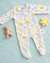 Cargar imagen en el visor de la galería, Pijama bambú magnética flores amarillas 0-3m
