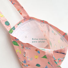 Cargar imagen en el visor de la galería, Bolsa de tela rosada Guatemala
