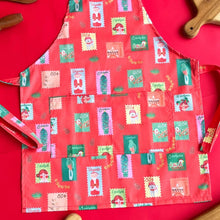 Cargar imagen en el visor de la galería, Gabacha roja de navidad - niño
