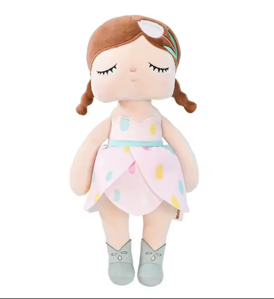 Muñeca Metoo Ángela Tulipán