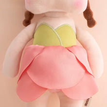 Cargar imagen en el visor de la galería, Muñeca Metoo Tulipán Rosa
