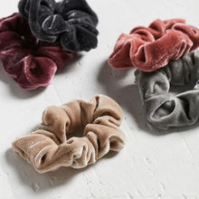 Cargar imagen en el visor de la galería, French Scrunchies
