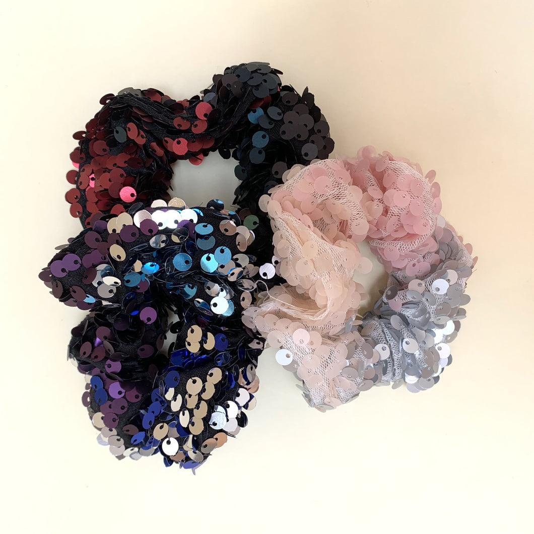 French Scrunchies con perlas