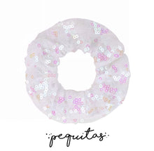 Cargar imagen en el visor de la galería, French Scrunchies con perlas
