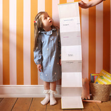 Cargar imagen en el visor de la galería, Libro My height chart
