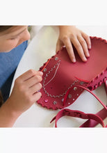 Cargar imagen en el visor de la galería, Diseña tu Cartera - My Designer Faux Leather Bag
