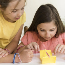 Cargar imagen en el visor de la galería, Crea Pulseras Divertidas - Charming Beads Bracelets
