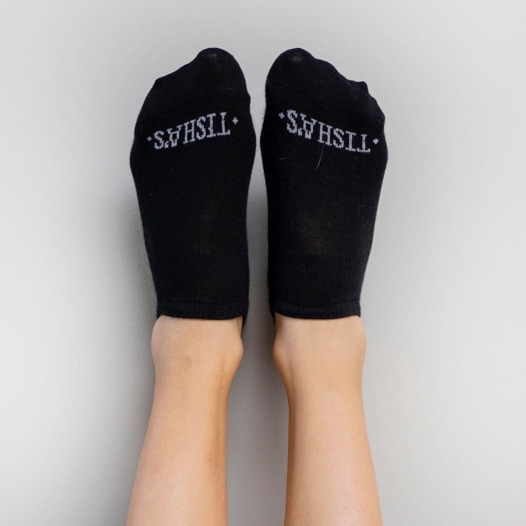 Tishas Plain Black Invisibles S-M