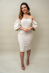 Vestido Creme beige corto con hojas y mangas abombadas L